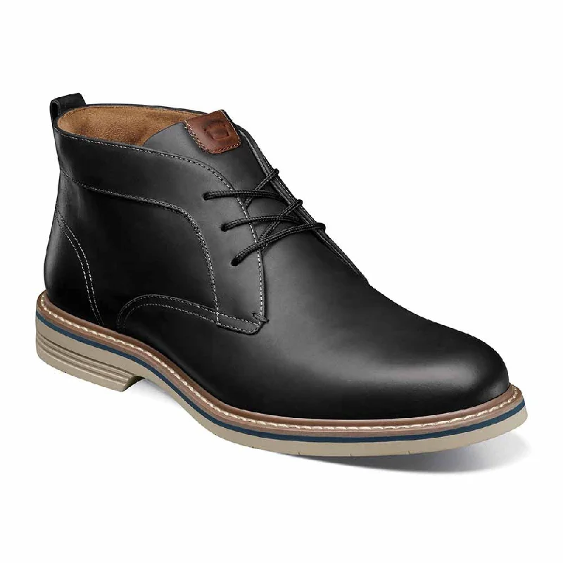 boots for low temperatures-  Florsheim Norwalk Black CH Chukka Boots