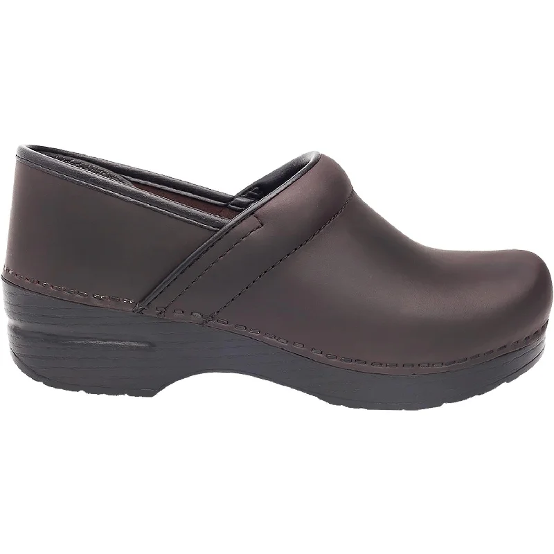 mules-&-clogs-with-walking-comfort-Clogs-with-strap-Men's Dansko Professional Antique Brown/Black Leather