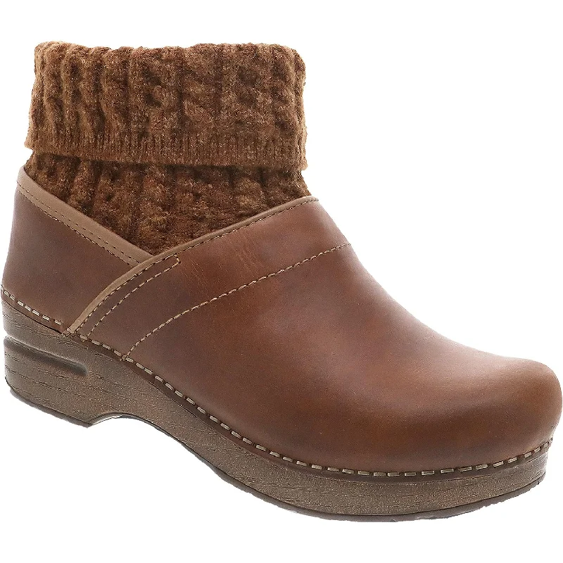 mules-&-clogs-with-arch-support-Casual-mules-for-weekend-Women's Dansko Chloe Tan Oiled Pull Up Leather