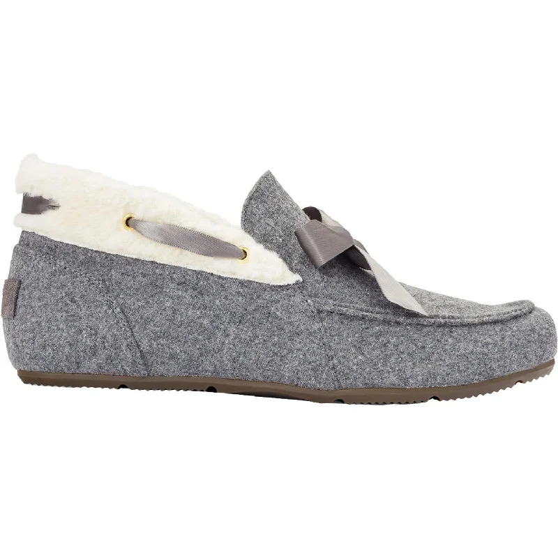 extra cushioned slippers-  slippers for winter fashion-Women's Vionic Shirley Charcoal Fabric