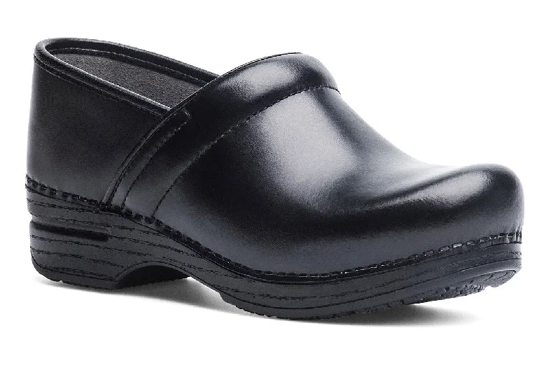 mules-&-clogs-with-chic-touch-Elegant-mules-for-parties-Dansko Women's Pro XP Black Cabrio Leather