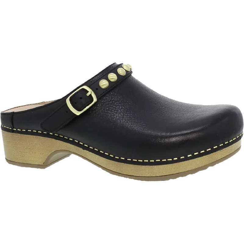 mules-&-clogs-with-luxury-feel-High-heel-clogs-for-women-Women's Dansko Britton Black Tumbled Leather